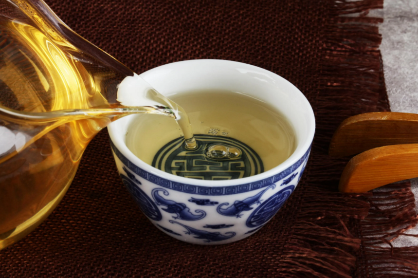 普洱茶的“涩”是什么，为什么会有涩感？