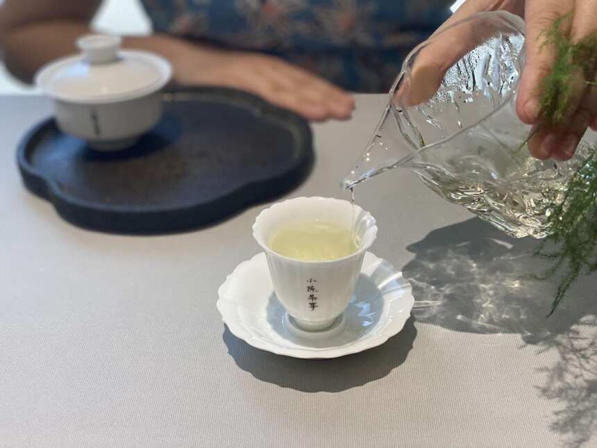 斗笠杯、折腰杯、罗汉杯，茶桌上这15种茶杯器型，每一样都很好看