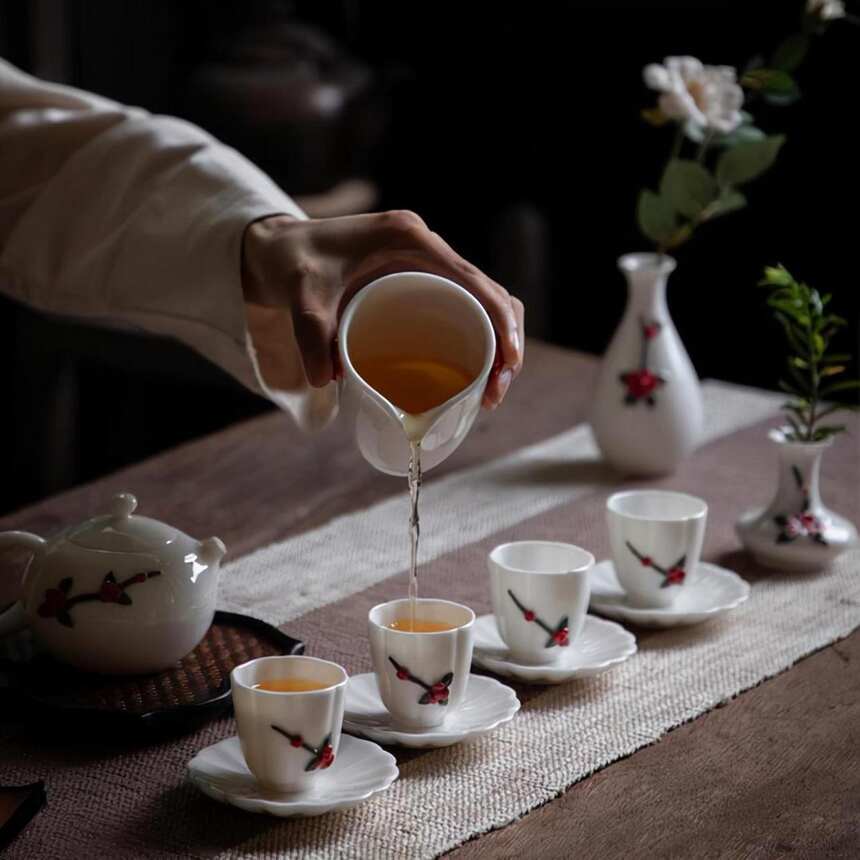 若条件允许，建议大家给茶室添置这4种茶道配件，品茶更有韵味