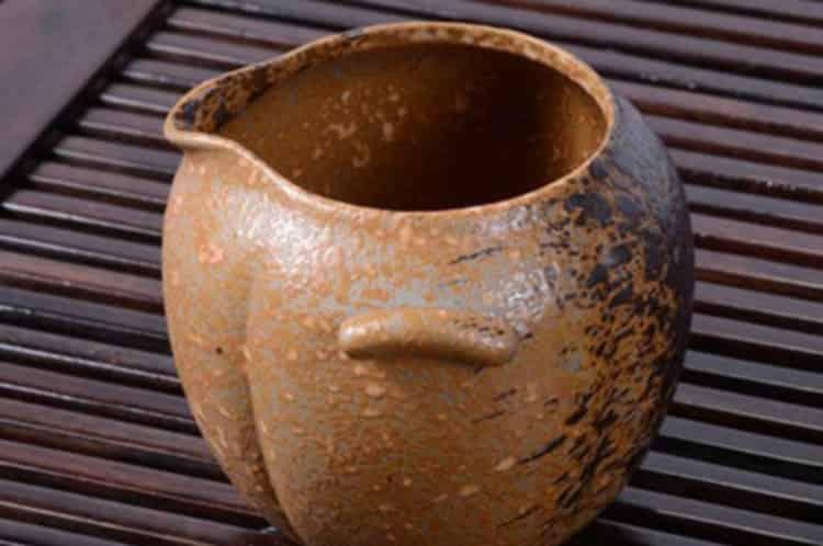 为何日本茶具是粗陶？