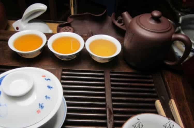 夏天喝什么茶比较好对身体_绿茶/姜茶/黑茶/普洱茶