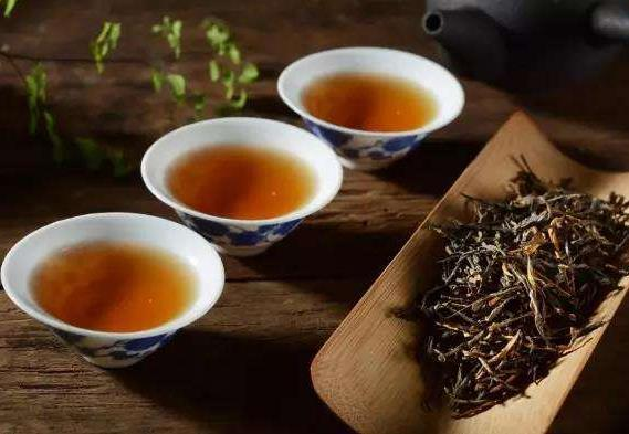 儿童喝滇红茶有益健康吗？