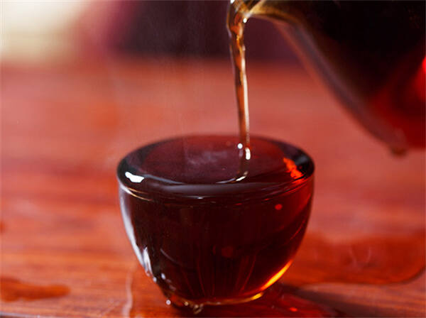 黑茶因产地而得名，因传说而闻名（黑茶的来历）