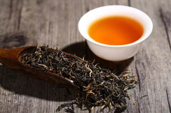 六大茶类是指哪六类_绿茶/白茶/黄茶/乌龙茶/红茶/黑茶