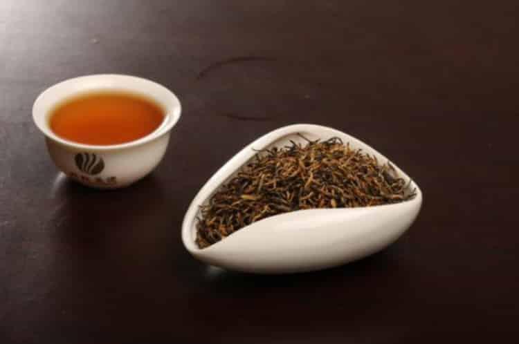 女人长期喝红茶对身体好吗_长期喝红茶的女人有哪些变化