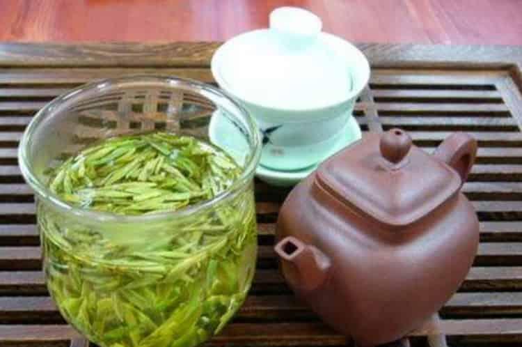 西湖龙井茶价格多少钱一斤_500～20000元一斤