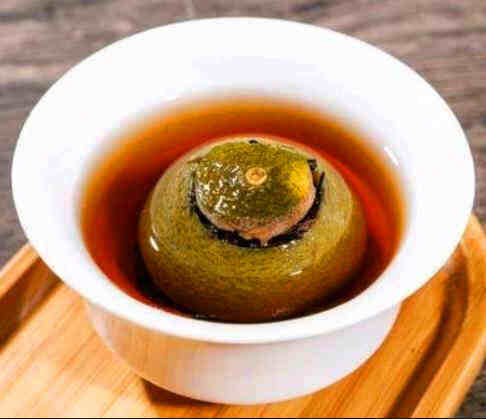 小青柑普洱茶适合夏天喝吗？