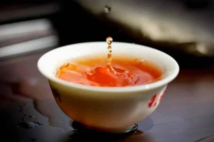 正确喝茶前洗茶的方法_浸润洗茶刮沫洗茶