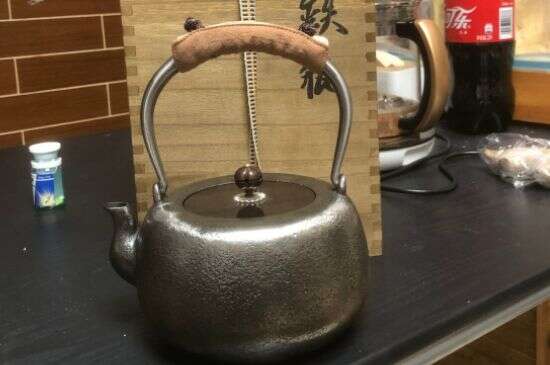 铁壶适合泡什么铁壶泡什么茶比较好？