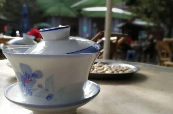 四川的盖碗茶文化_盖碗茶的起源故事