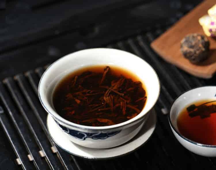 【收藏】黑茶和绿茶的功效区别有哪些？