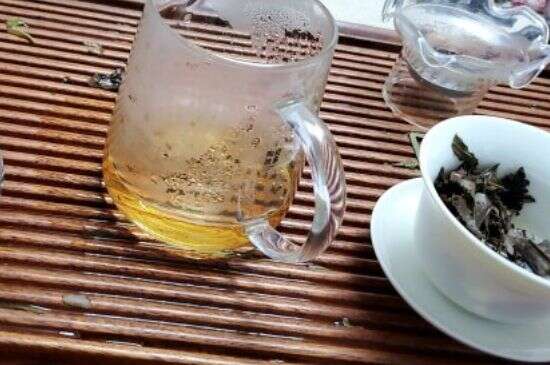 福鼎白茶的二十种好处，长期喝福鼎白茶有什么效果？