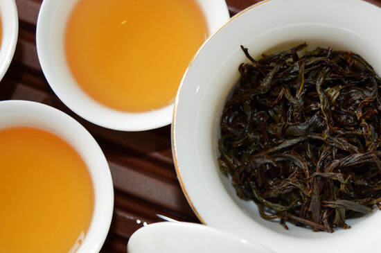喝凤凰单丛茶为什么比较伤胃,具有一定寒性（对胃产生刺激作用