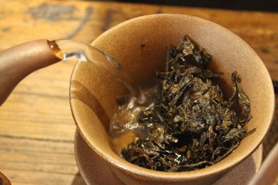 男性喝藏茶有什么好处_藏茶的功效与作用介绍