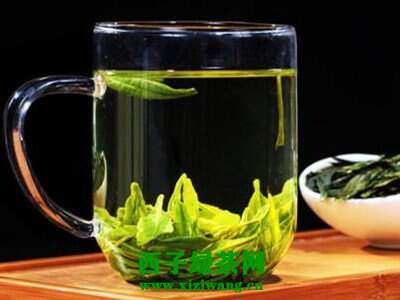 【茶功效】龙井绿茶的功效与作用 喝龙井绿茶的好处有哪些