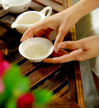白茶的功效与作用 白茶治疗麻疹预防癌症