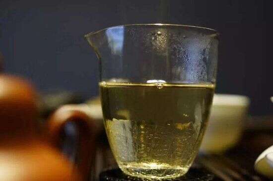 冷水泡茶的好处和坏处_茶叶泡冷水有什么好处功效？