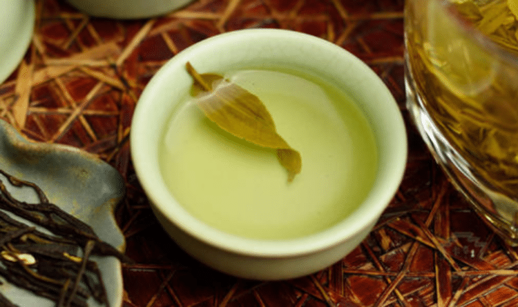 【茶功效】茉莉大方茶的功效与作用 茉莉大方是什么茶