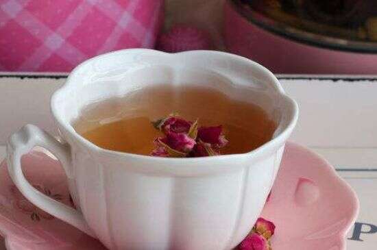 用哪种玫瑰花泡茶最好_玫瑰花茶什么样的品质好？