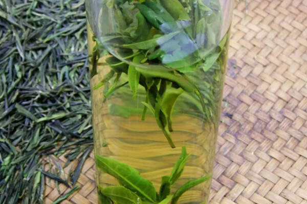竹叶茶是什么茶？竹叶茶是绿茶吗？
