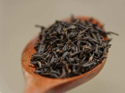英德红茶用什么工具取茶？