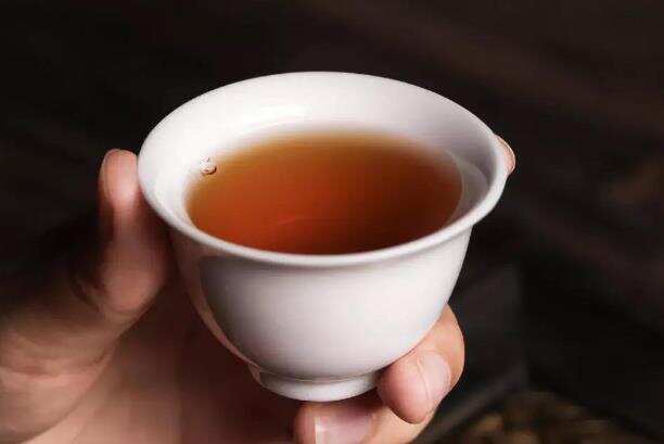 老白茶的功效与作用_白茶有什么功效？