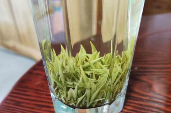 绿茶炒茶叶放什么添加剂_炒绿茶的时候要添加什么吗？