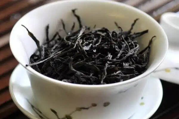 凤凰单丛是属于哪一种茶类_凤凰单丛茶是什么茶叶？