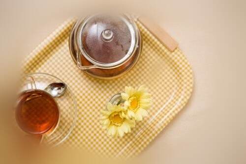 喝普洱茶除了降血压 还能减肥排毒