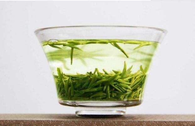 【茶功效】陈年绿茶怎么喝 陈年绿茶的功效与好处