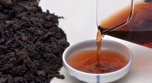 生、熟普洱茶，哪个刮油效果更好？