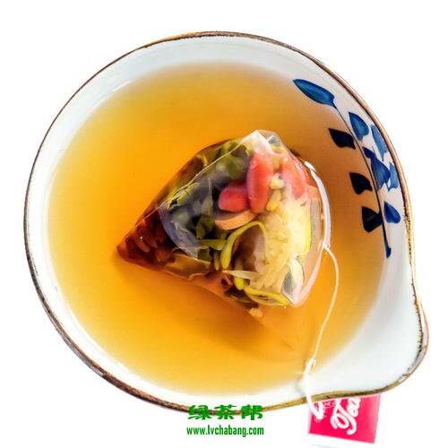 【茶功效】绿茶甘草泡水的功效与作用