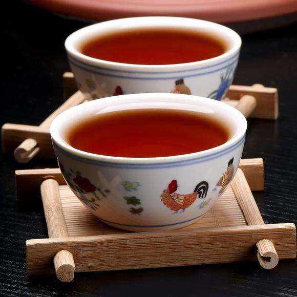 普洱茶分生茶和熟如何区分生茶和熟茶？