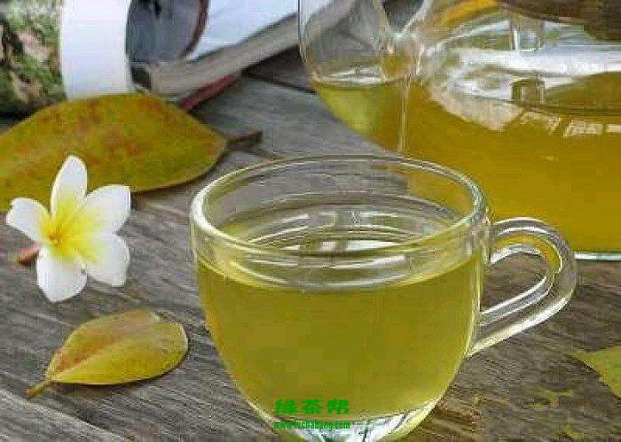 【茶功效】苹果绿茶的功效与作用 喝苹果绿茶的好处
