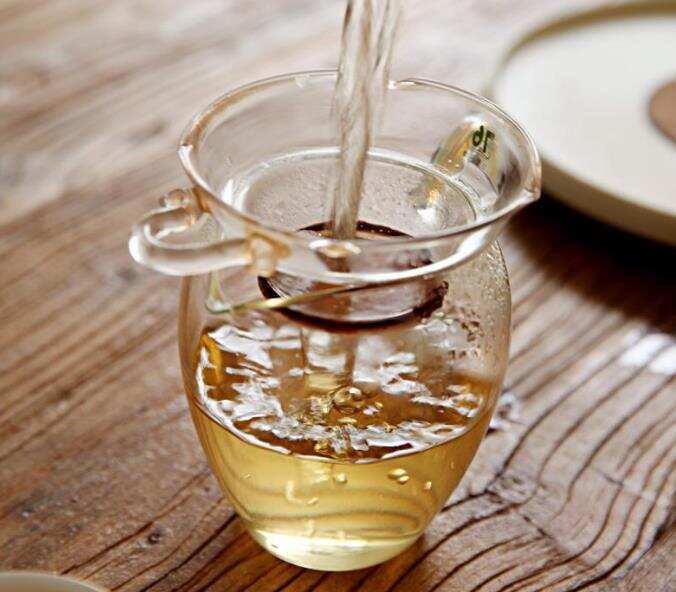 普洱茶分生茶和熟普洱茶生茶和熟茶的区别和好处