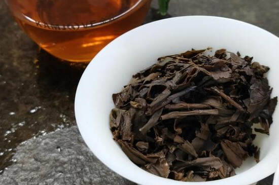 15年的普洱茶值多少钱_普洱茶收藏15年价值