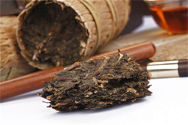 黑茶越来越火,如何鉴别老黑茶的好坏与真假?