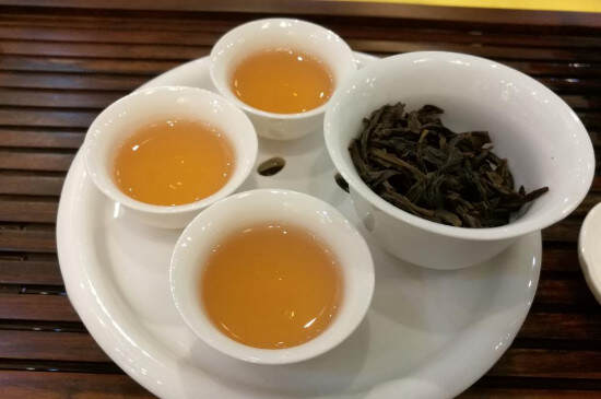 凤凰单枞茶头是什么,凤凰单枞的口感和特点