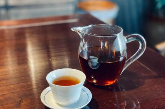 喝黑茶对肝到底有没有好处_喝黑茶对肝脏有好处吗？