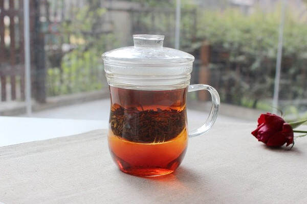 泡红茶的水温多少度_泡红茶的步骤和注意事项