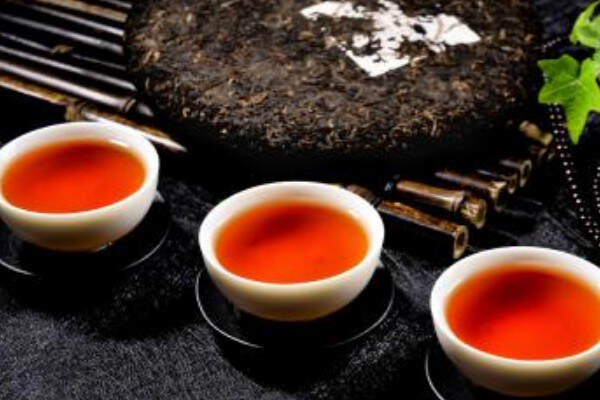 普洱茶是红茶还是绿普洱茶是热性还是良凉性的