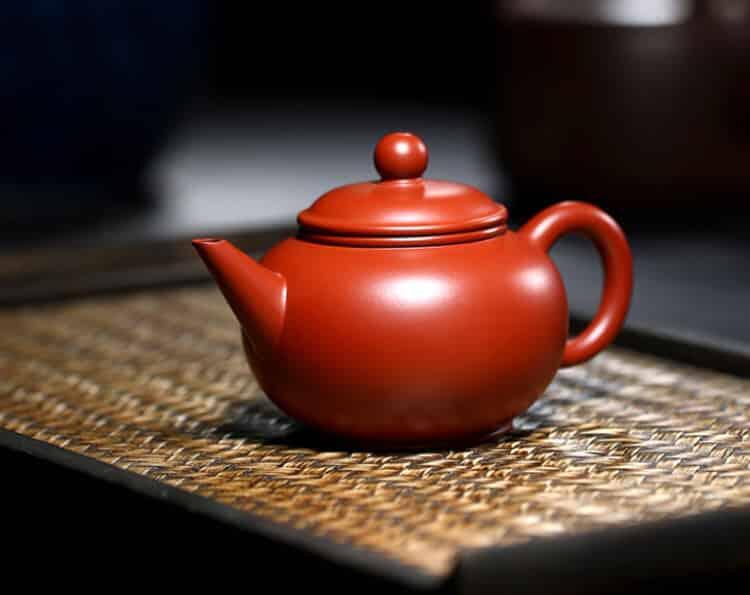 【收藏】紫砂壶,到底能不能用来泡绿茶,泡绿茶最好是用什么样