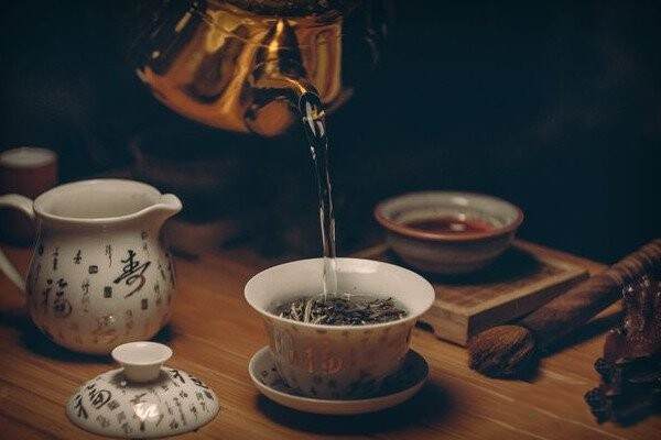 绿茶是热性还是凉性_绿茶属于凉性茶吗