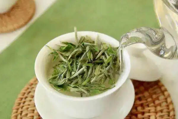 白牡丹茶属于什么茶类？茶叶白牡丹是什么茶？