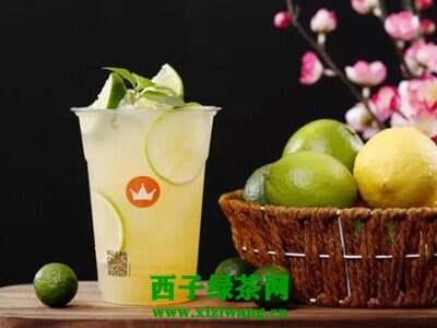 【茶功效】柠檬绿茶的功效与作用 柠檬绿茶的副作用