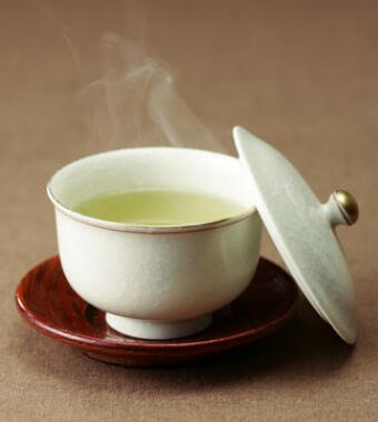 养生茶饮 黑茶白茶的养生功效