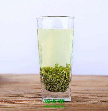 【茶功效】平时喝点绿茶有什么好处 喝绿茶对身体好么