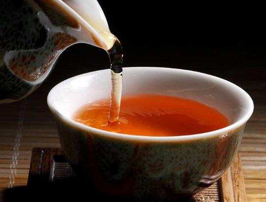 红茶有哪些品种比较好？红茶购买时怎么挑选？