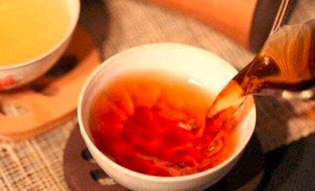 普洱茶加蜂蜜一起喝能减肥吗？
