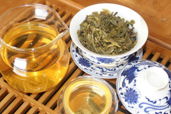 普洱茶生茶与熟茶有什么区别_普洱茶生茶与熟茶的区别